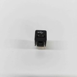 USB BMW X7 G07 (2019-2024) OEM 9229294 31094980 Original