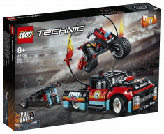 LEGO Technic - Camion si motocicleta pentru cascadorii 42106 foto