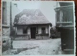 Fotografie, casa din Brad, Transilvania, perioada interbelica