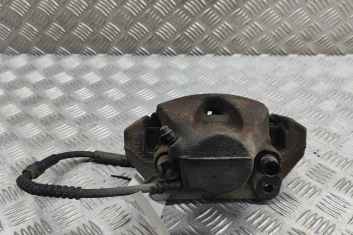 Etrier de fr&acirc;nă dreapta față BMW X5 F15, F85 2017 OEM: 6776784 27984091