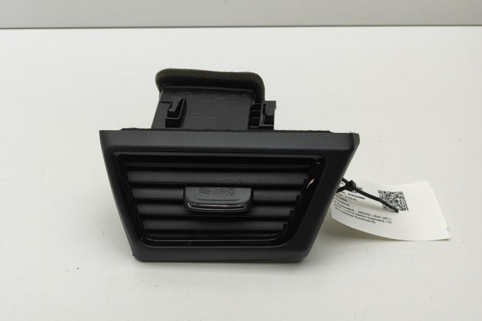 Gura de ventilație planșa de bord NISSAN LEAF ZE1 2018 OEM: 68760-5SA0B,EA825312-100 30293424