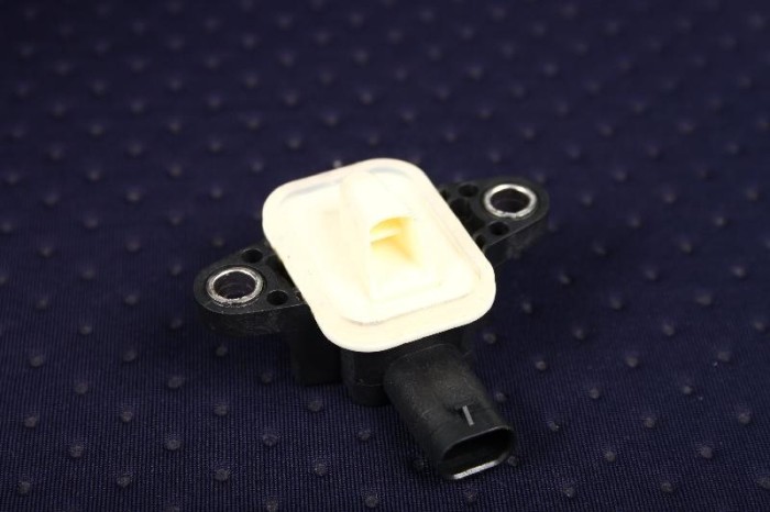 Senzor de impact lateral st&acirc;nga AUDI A6 4G2, C7, 4GC 2013 OEM: 4H0955557 | 2481083