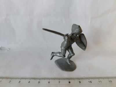 bnk jc Figurina de plastic - Manurba - cavaler medieval foto