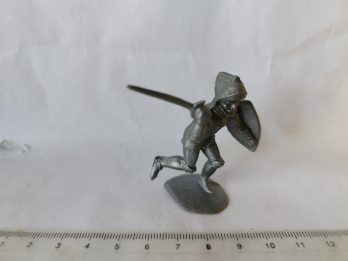 bnk jc Figurina de plastic - Manurba - cavaler medieval