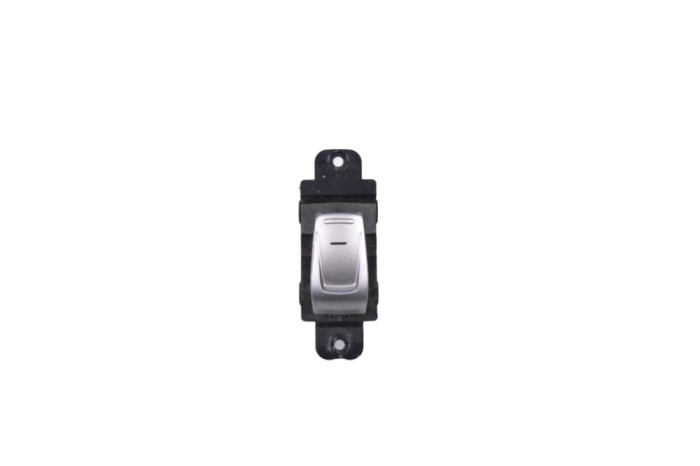 Buton geam ușă st&acirc;nga față SSANGYONG TIVOLI 2017 OEM: 85850-35000 | 14974921