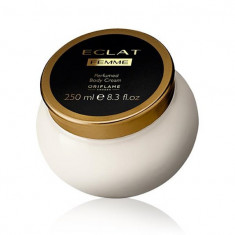 Crema de corp parfumata Eclat Femme - 250 ml - Oriflame foto