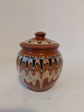 Vas ceramic cu capac / Zaharnita, lut ars si smaltuit, model rustic, vechi / vintage, 13cm inaltime x cca 10cm diametru maxim
