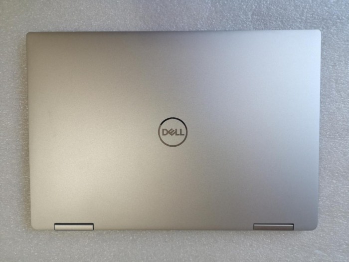 Dell XPS 13 7390 2-in-1 13.4 UHD+ i7 1065G7 16GB Touch