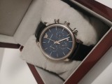 Vand ceas EMPORIO ARMANI, stare foarte buna, original, superb, se ofera si o cutie cadou!!