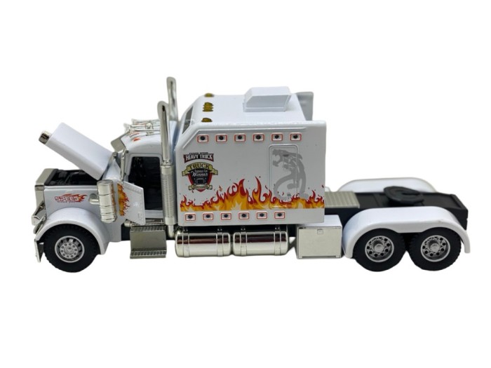 Macheta cap tir American alb 1:24 sunete, lumini, deschide usile, resort