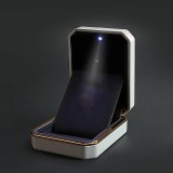 Cutie cadou pentru bijuterii Mbrands cu led