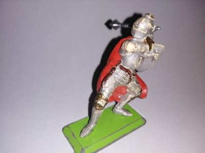 bnk jc Britains Deetail 913 - cavaler buzdugan si scut foto