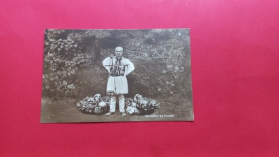 Bucuresti Tipuri Vanzator de fructe foto