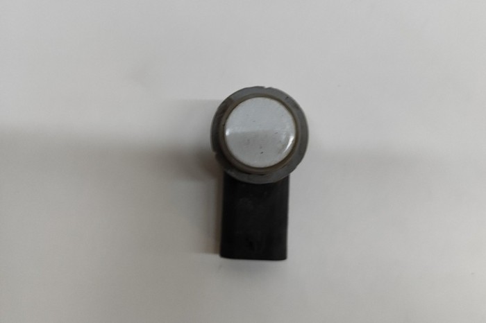 Senzor de parcare față AUDI Q3 8U 2013 OEM: 1S0919275 30772970