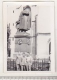 Bnk foto Sibiu - Monumentul lui Georg Daniel Teutsch, Alb-Negru, Romania de la 1950, Cladiri