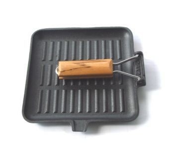 Tigaie grill fonta cu coada 26*26cm Handy KitchenServ foto