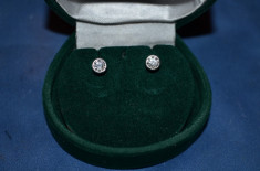 CERCEI AUR alb 18K + 2 DIAMANTE x 0.25ct = 0.50ct - Model STUD - 4g. - Deosebiti foto