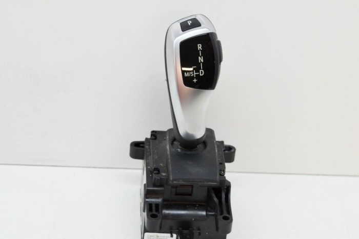 Timonerie cutie de viteze BMW 5 F10 2015 OEM: Sedan | 13557883