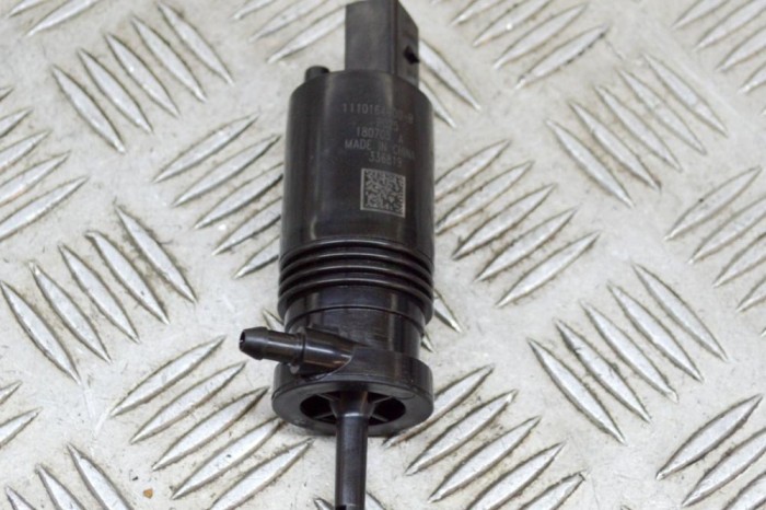 Motor rezervor lichid de parbriz TESLA MODEL 3 2018 OEM: 1110164-00-B 15025037