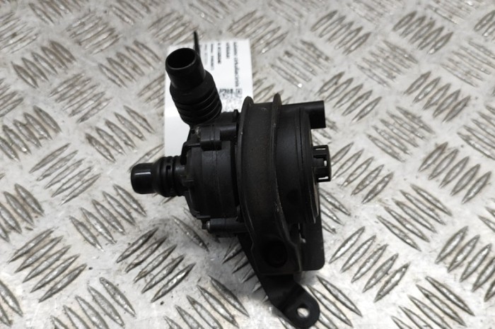 Pompa de apa auxiliara BMW X5 G05 2022 OEM: 9844574 31320248
