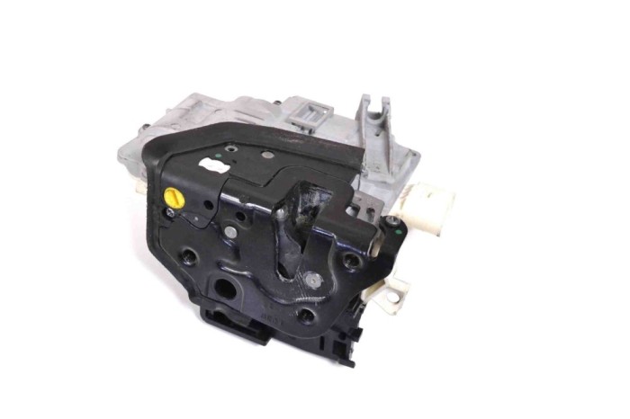 &Icirc;ncuietoare ușă st&acirc;nga față VW PASSAT Variant B7 365 2011 OEM: 3C2837015A 13776052