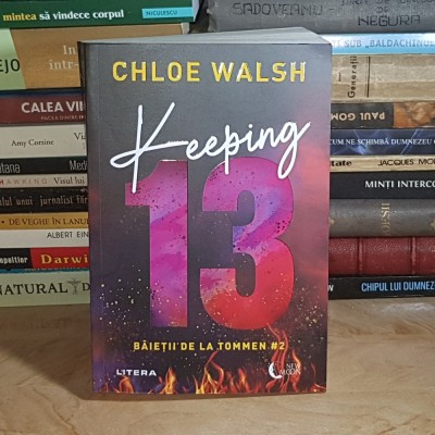 CHLOE WALSH - KEEPING 13 : BAIETII DE LA TOMMEN # 2 , 2024 * foto