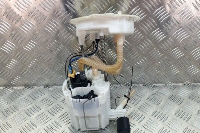 Pompa de combustibil rezervor BMW 3 F30, F80 2014 OEM: Sedan | 11463031 foto