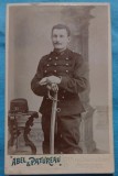 Fotografie tip CDV, Sublocotenet francez in tunica cu gaitane, sfarsit de secol XIX