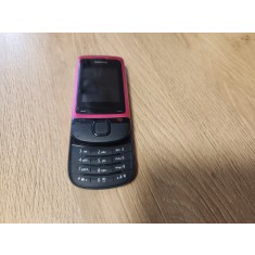 Telefon Nokia C2-05 folosit culoare roz
