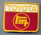 AX 1243 EMBLEMA - TOYOTA -PRODUCATOR AUTO JAPONEZ -PENTRU COLECTIONARI