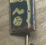 AMS2 Insignă vintage de colecție &bdquo;Vodn&iacute; Sporty ČSSR&rdquo;, emblemă din metal și email cu minge de polo și valuri, din fosta Cehoslovacie