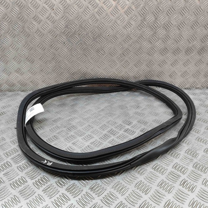 Garnitura ușă st&acirc;nga față VW CADDY V SBB, SBJ 2023 OEM: 2K7837911C