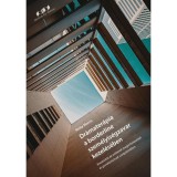 Dr&aacute;mater&aacute;pia a borderline szem&eacute;lyis&eacute;gzavar kezel&eacute;s&eacute;ben. Kreativit&aacute;s az emberek megerős&iacute;t&eacute;s&eacute;nek &eacute;s gondoz&aacute;s&aacute;nak szolg&aacute;lat&aacute;ban - Nicky Morris