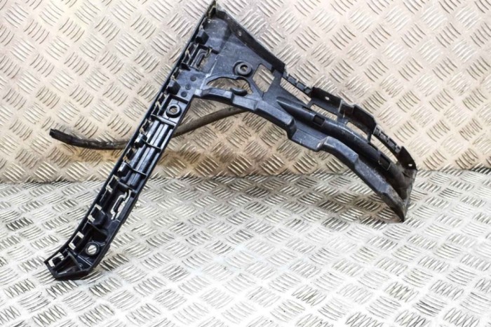 Suport bara de protecție dreapta spate MERCEDES-BENZ C W205 2015 OEM: A2058801802 20228780