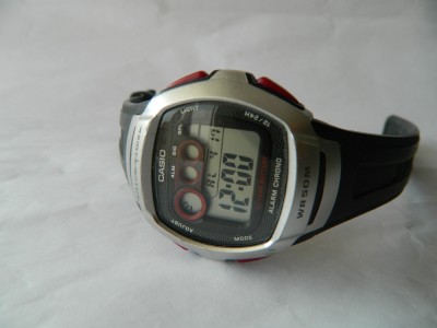 Ceas unisex CASIO Alarm-Chronograph digital cod C3 foto