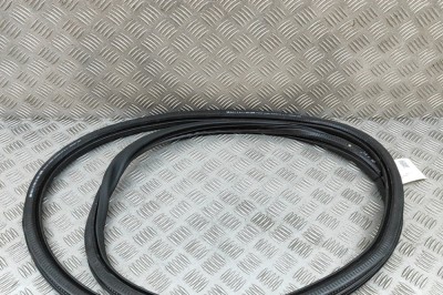 Garnitura ușă st&amp;acirc;nga spate PEUGEOT 5008 III KA, KB, KC 2024 OEM: 9839764680 | 30716126 foto