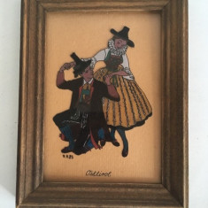 Tablou pictura pe sticla Tirolul de Est (Osttirol) cuplu in haine traditionale