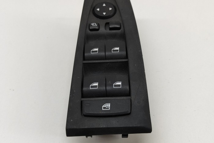 Buton geam ușă st&acirc;nga față BMW 2 Active Tourer F45 2018 OEM: 93622116 22277552