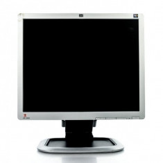 Monitor 19 inch LCD HP L1950G, Silver &amp;amp; Black, Panou Grad B, Buton rupt foto