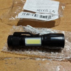 Lanterna Small Flashlight XSD