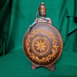 PLOSCA ROMANEASCA LUCRATA MANUAL &Icirc;N LEMN &Icirc;N ANII &#039;80 LA SC. DUMBRAVA