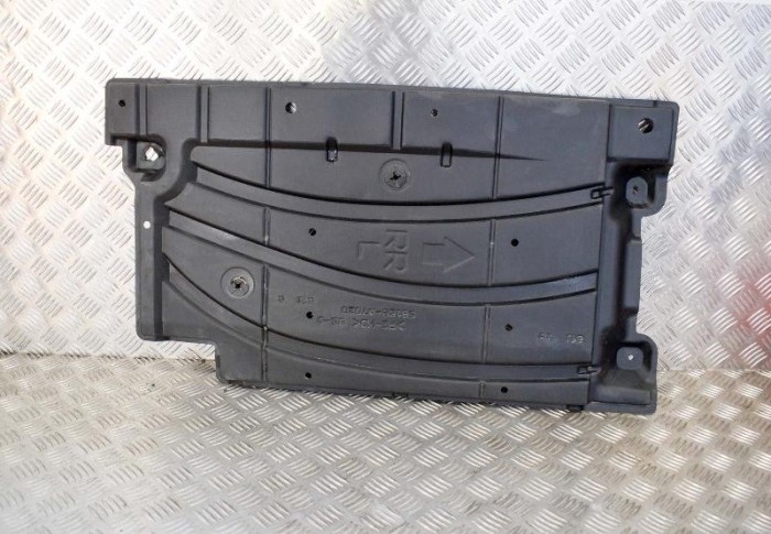 Scut motor st&acirc;nga spate TOYOTA PRIUS _W3_ 2013 OEM: 58168-47020 | 10112670