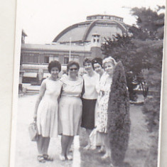 bnk foto - Ploiesti - Parcul din fata Halelor Centrale - anii `70