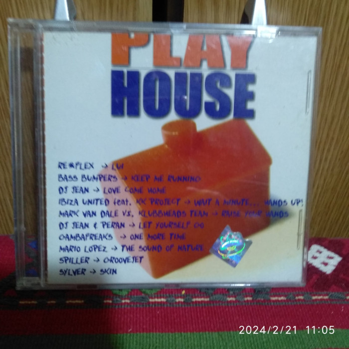 -Y- CD ORIGINAL PLAY HOUSE ( STARE VG ++)