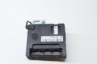 Modul de confort HYUNDAI SANTA F&amp;Eacute; II CM 2006 OEM: 95400-2B440,5WY8135C,97RA-012207 13809021 foto