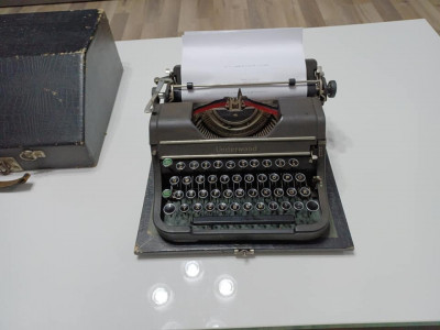 Masina de scris vintage Underwood Universal 1942 foto