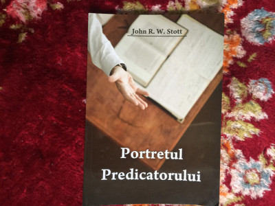 w2 Portretul predicatorului - John R. W. Stott foto