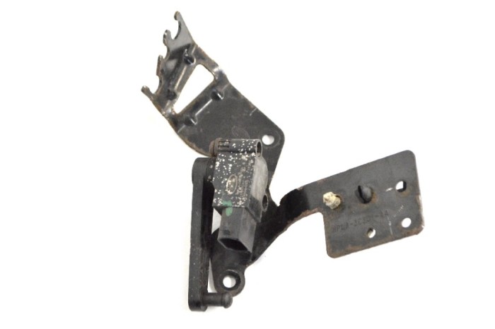 Senzor de nivel &icirc;nălțime st&acirc;nga spate LAND ROVER RANGE ROVER SPORT II L494 2016 OEM: CPLA-3D026-BA | 11726829