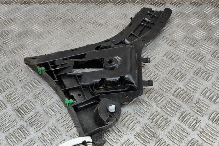 Suport bara de protecție dreapta spate VOLVO XC60 2015 OEM: 31323764 23535016