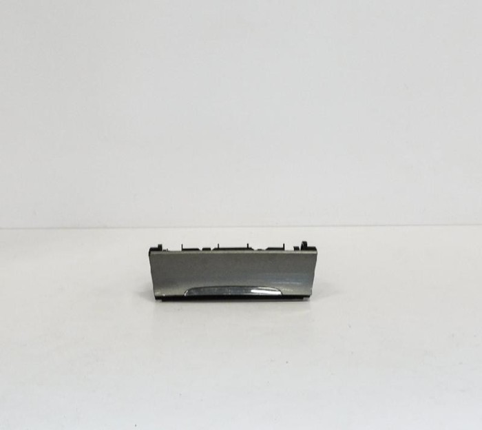 Scrumiera VW PASSAT B6 3C2 2009 OEM: 3C08632843C0857961 2602024